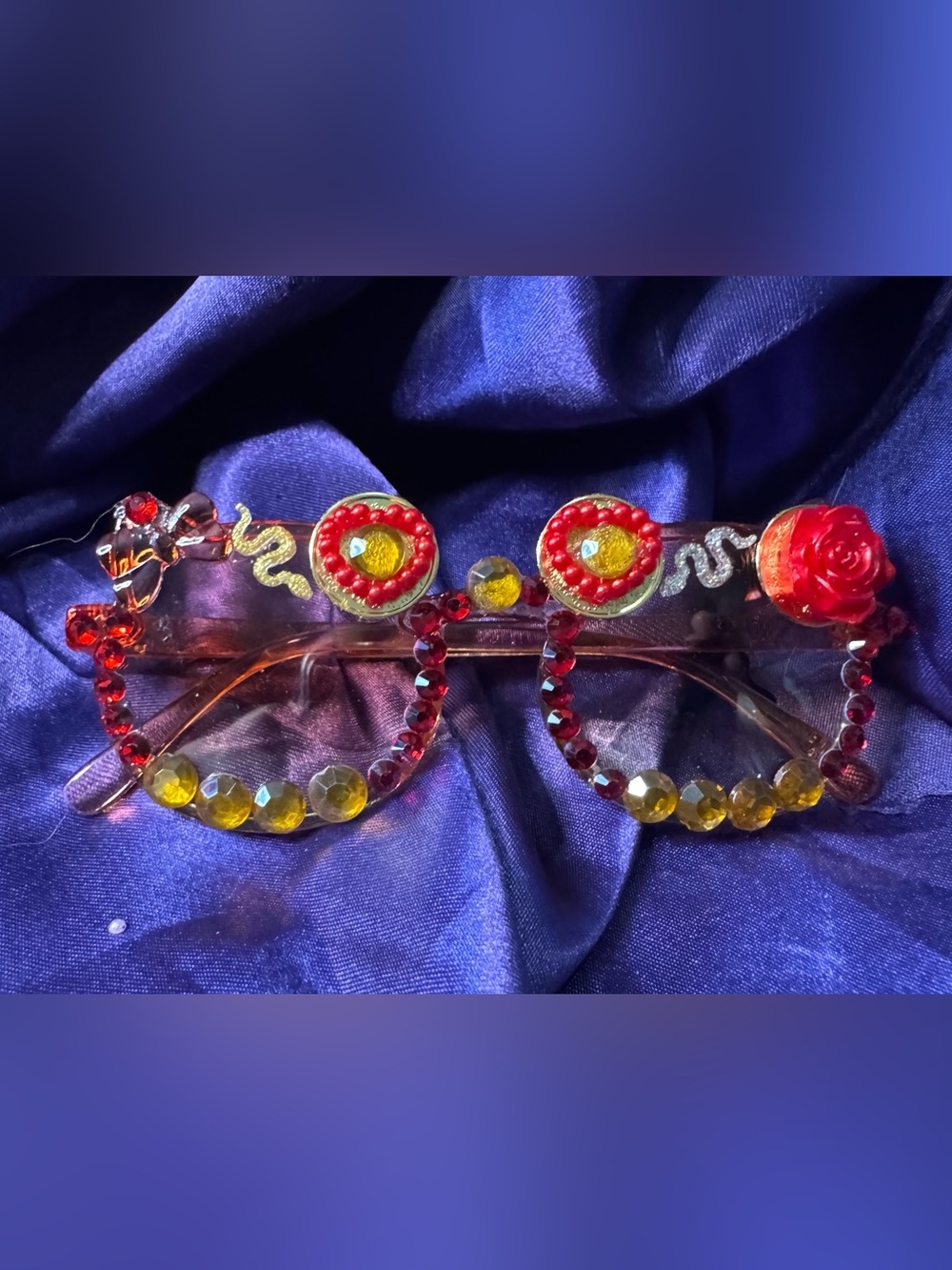 Kitty sunglasses embellished with rhinestones & charms